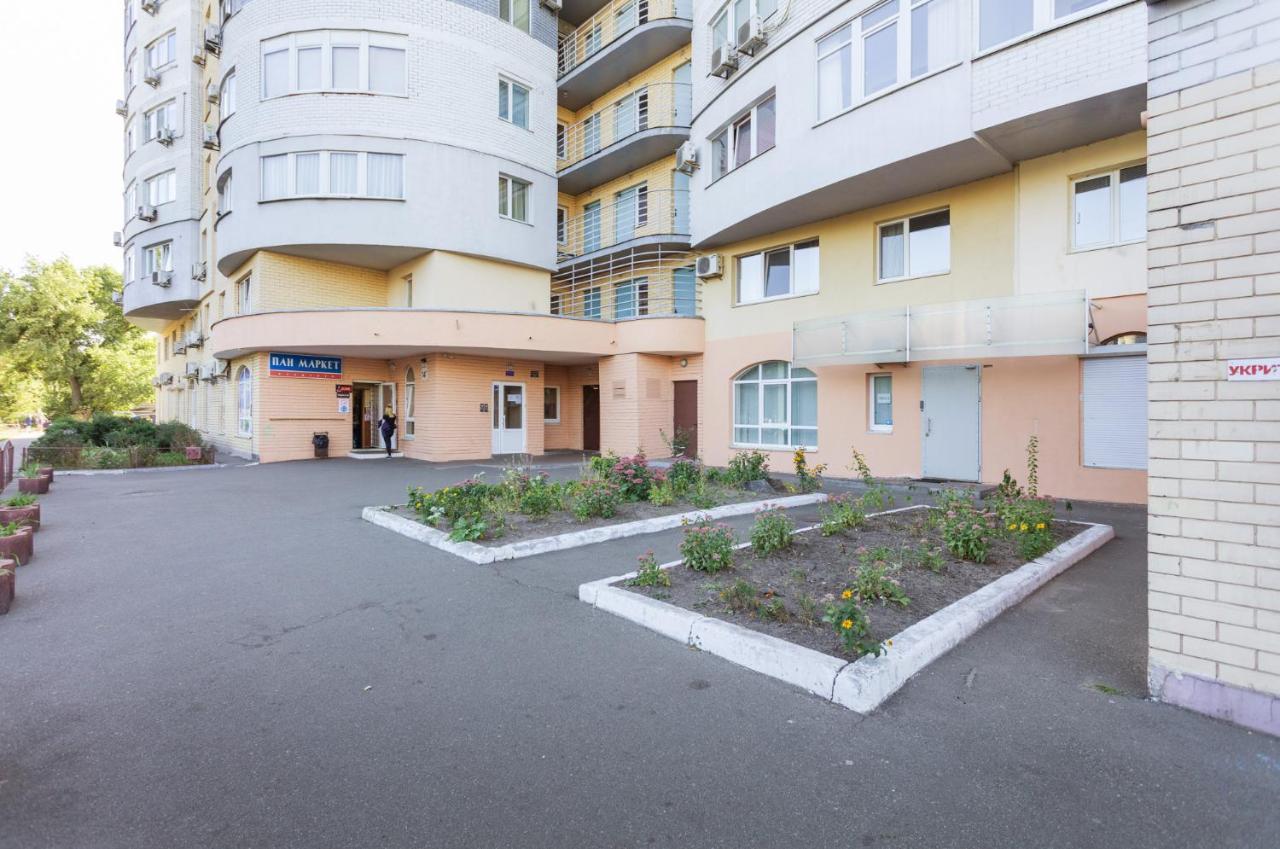 Apartments On Darnitsa Kyjev Exteriér fotografie